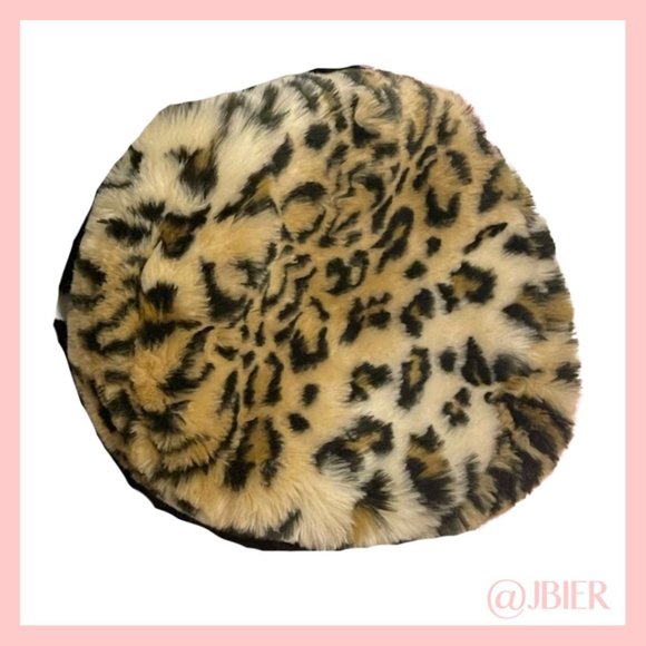 Adrienne Landau Faux Fur Leopard Print Hat - Picture 2 of 2
